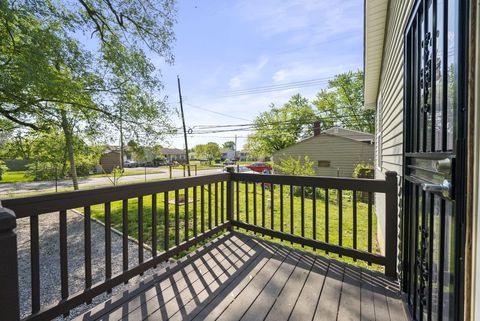Tiny photo for 3637 S Champion Avenue, Columbus, OH 43207 (MLS # 226014031)