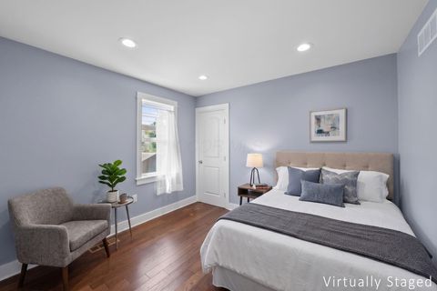 Tiny photo for 3637 S Champion Avenue, Columbus, OH 43207 (MLS # 226014031)