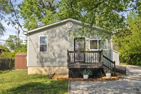 Tiny photo for 3637 S Champion Avenue, Columbus, OH 43207 (MLS # 226014031)