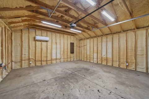Tiny photo for 3637 S Champion Avenue, Columbus, OH 43207 (MLS # 226014031)