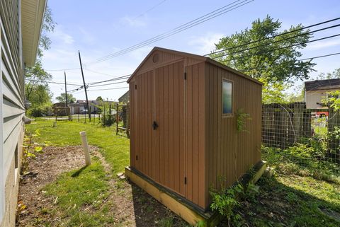 Tiny photo for 3637 S Champion Avenue, Columbus, OH 43207 (MLS # 226014031)