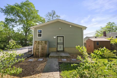 Tiny photo for 3637 S Champion Avenue, Columbus, OH 43207 (MLS # 226014031)