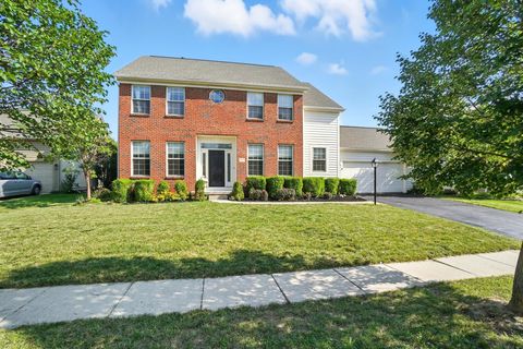 Photo of 5994 Farmcreek Court, Hilliard, OH 43026 (MLS # 225030652)