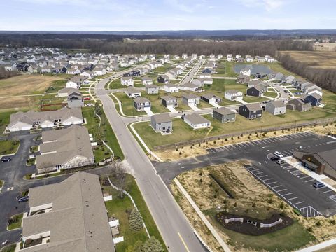 Tiny photo for 124 Avery Place, Granville, OH 43023 (MLS # 226010465)