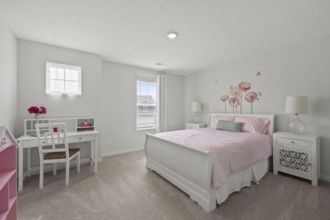 Tiny photo for 124 Avery Place, Granville, OH 43023 (MLS # 226010465)