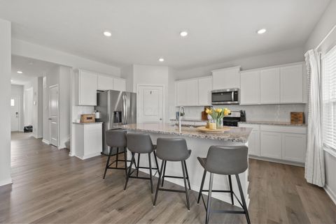 Tiny photo for 124 Avery Place, Granville, OH 43023 (MLS # 226010465)