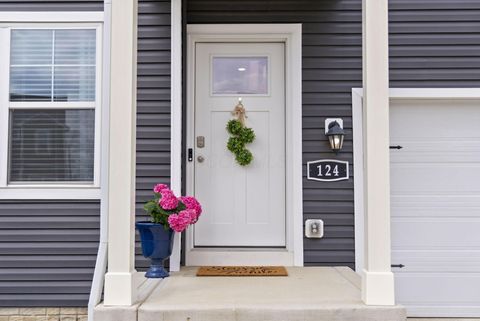 Tiny photo for 124 Avery Place, Granville, OH 43023 (MLS # 226010465)