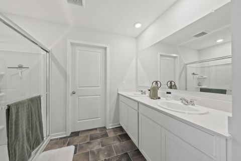 Tiny photo for 124 Avery Place, Granville, OH 43023 (MLS # 226010465)