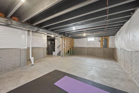 Tiny photo for 124 Avery Place, Granville, OH 43023 (MLS # 226010465)