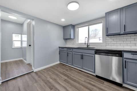 Tiny photo for 509 Helen Street, Columbus, OH 43223 (MLS # 226022484)