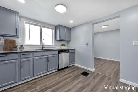 Tiny photo for 509 Helen Street, Columbus, OH 43223 (MLS # 226022484)