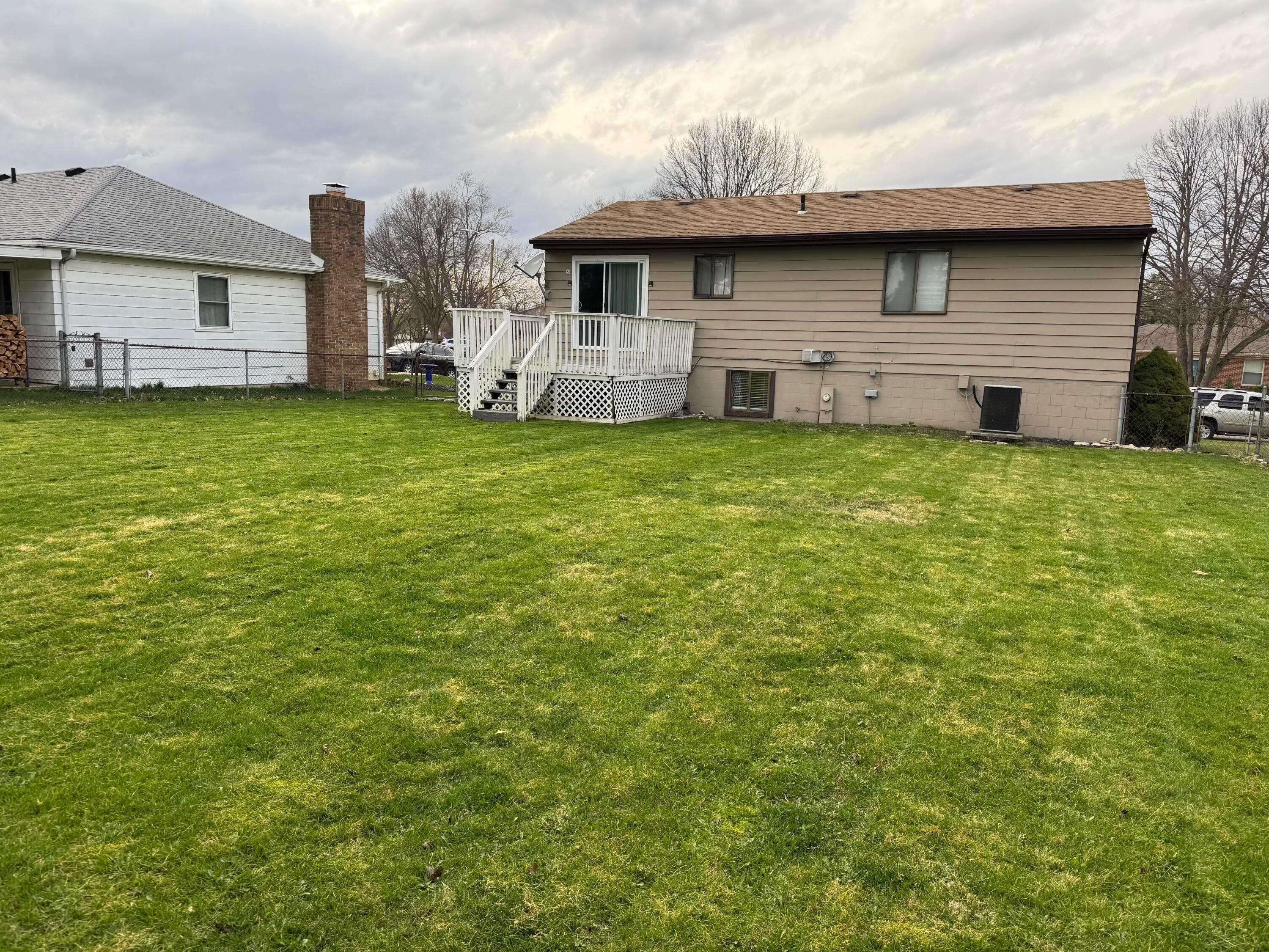 525 Surrey Lane, Marysville, Ohio image 5