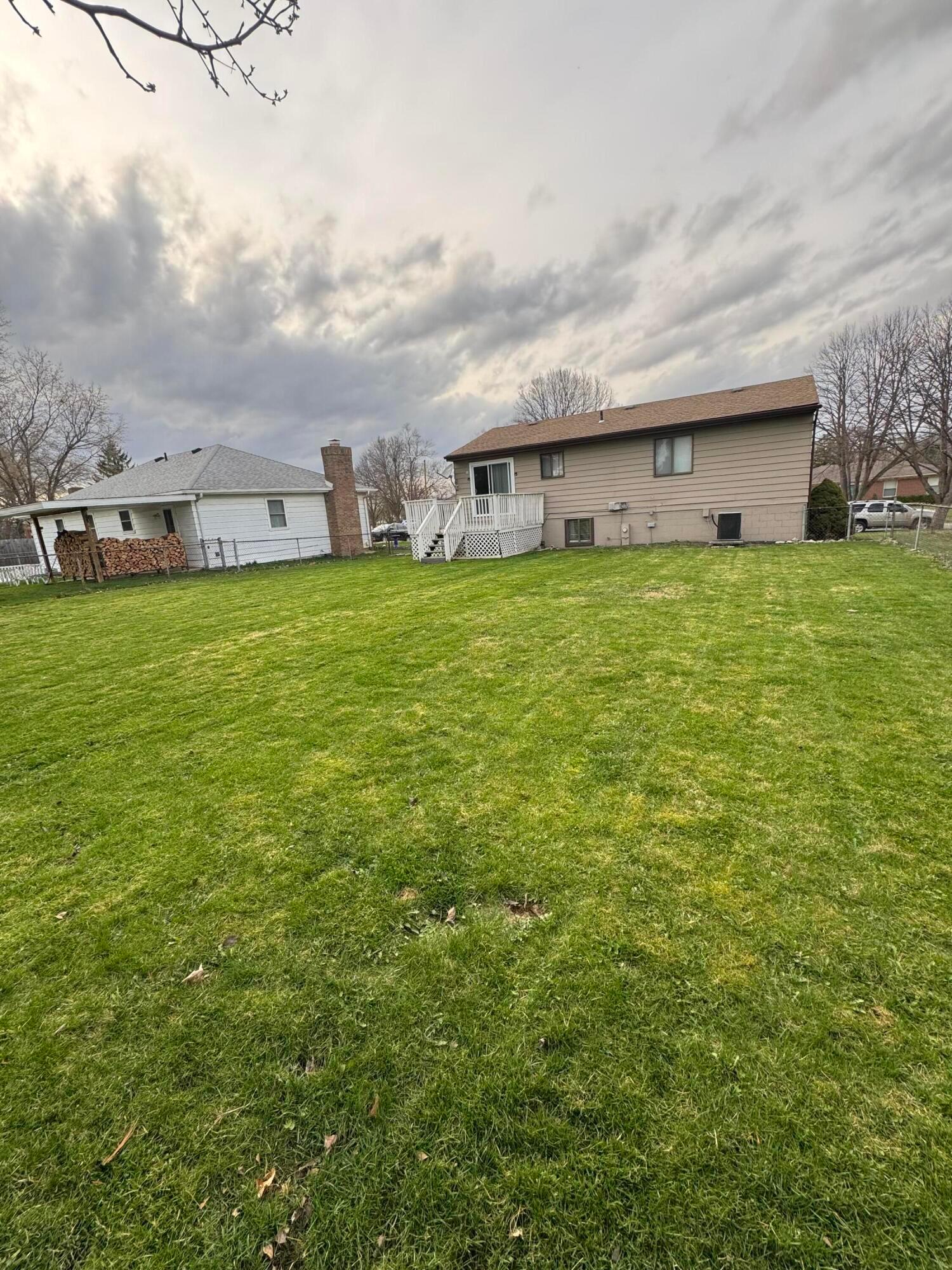 525 Surrey Lane, Marysville, Ohio image 3