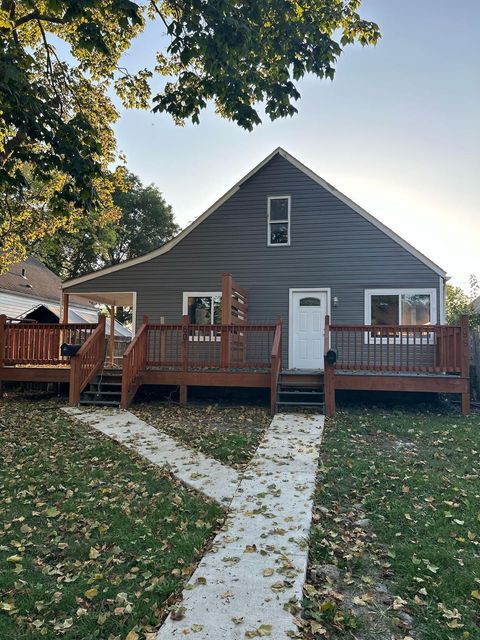 Photo of 599 Whitethorne Avenue, Columbus, OH 43223 (MLS # 225037765)