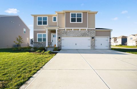 Photo of 948 Caroline Drive, Plain City, OH 43064 (MLS # 225041474)