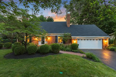 Photo of 2520 Haverford Road, Columbus, OH 43220 (MLS # 226025808)