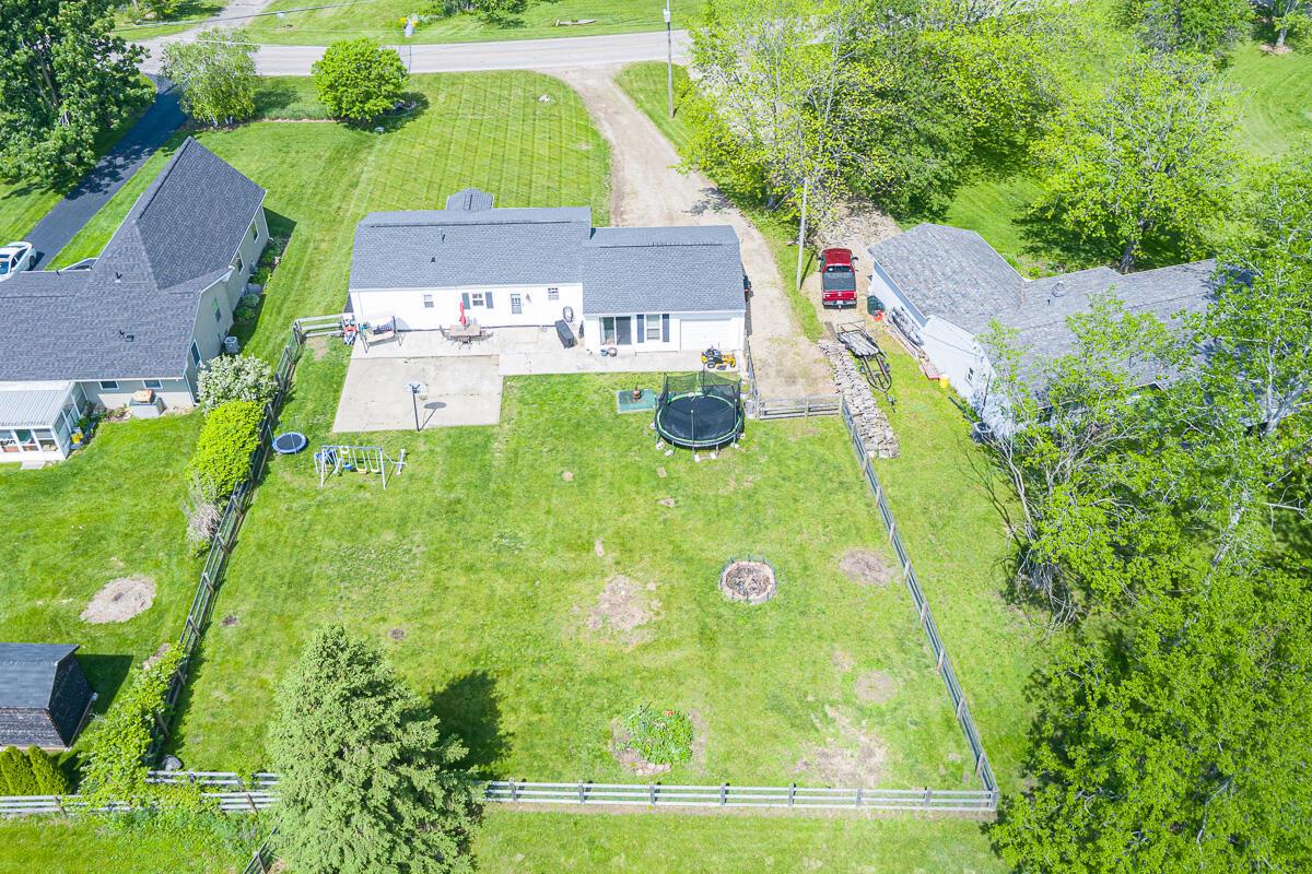 1485 E Choctaw Drive, London, Ohio image 24