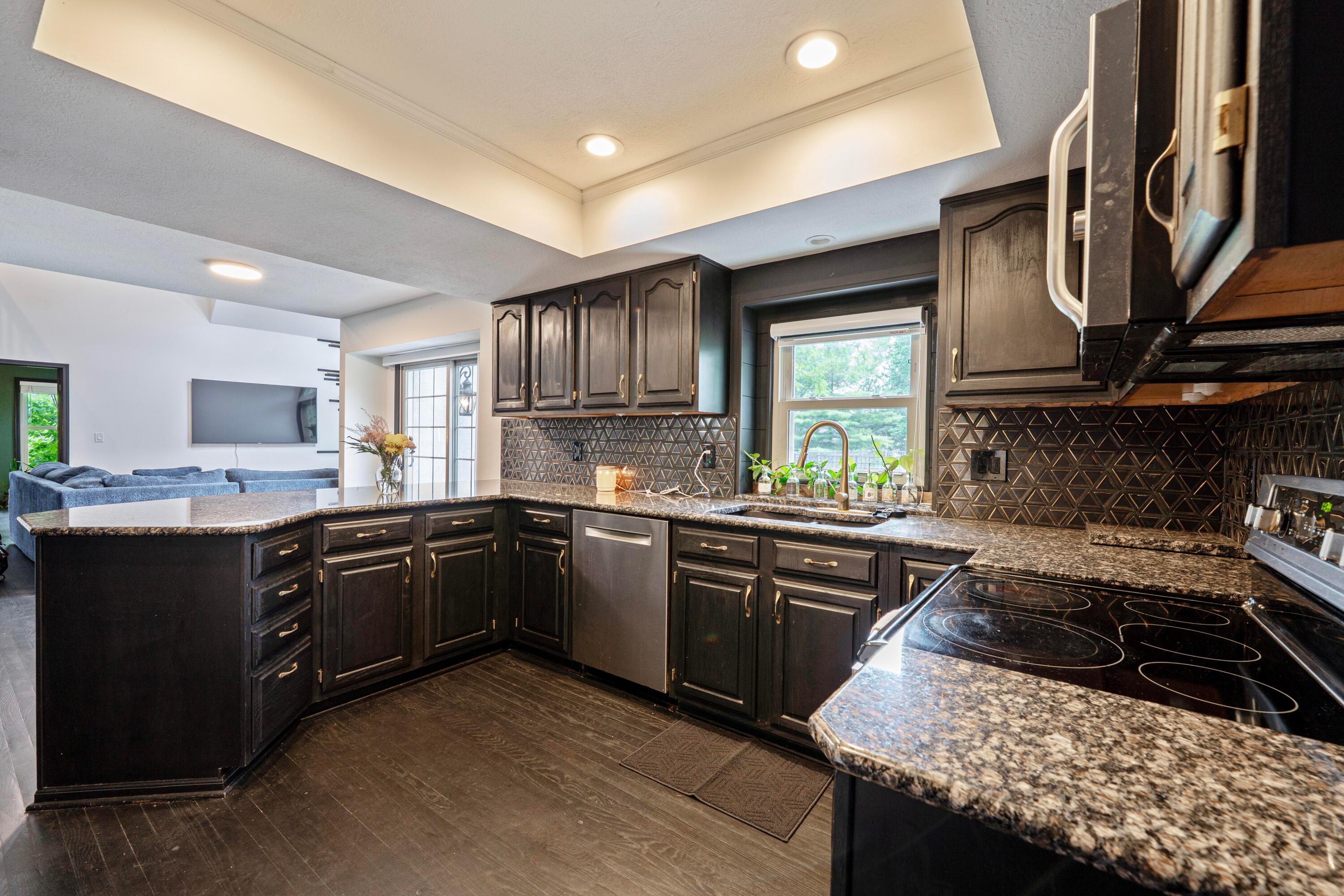 12627 Oakmere Drive, Pickerington, Ohio image 19