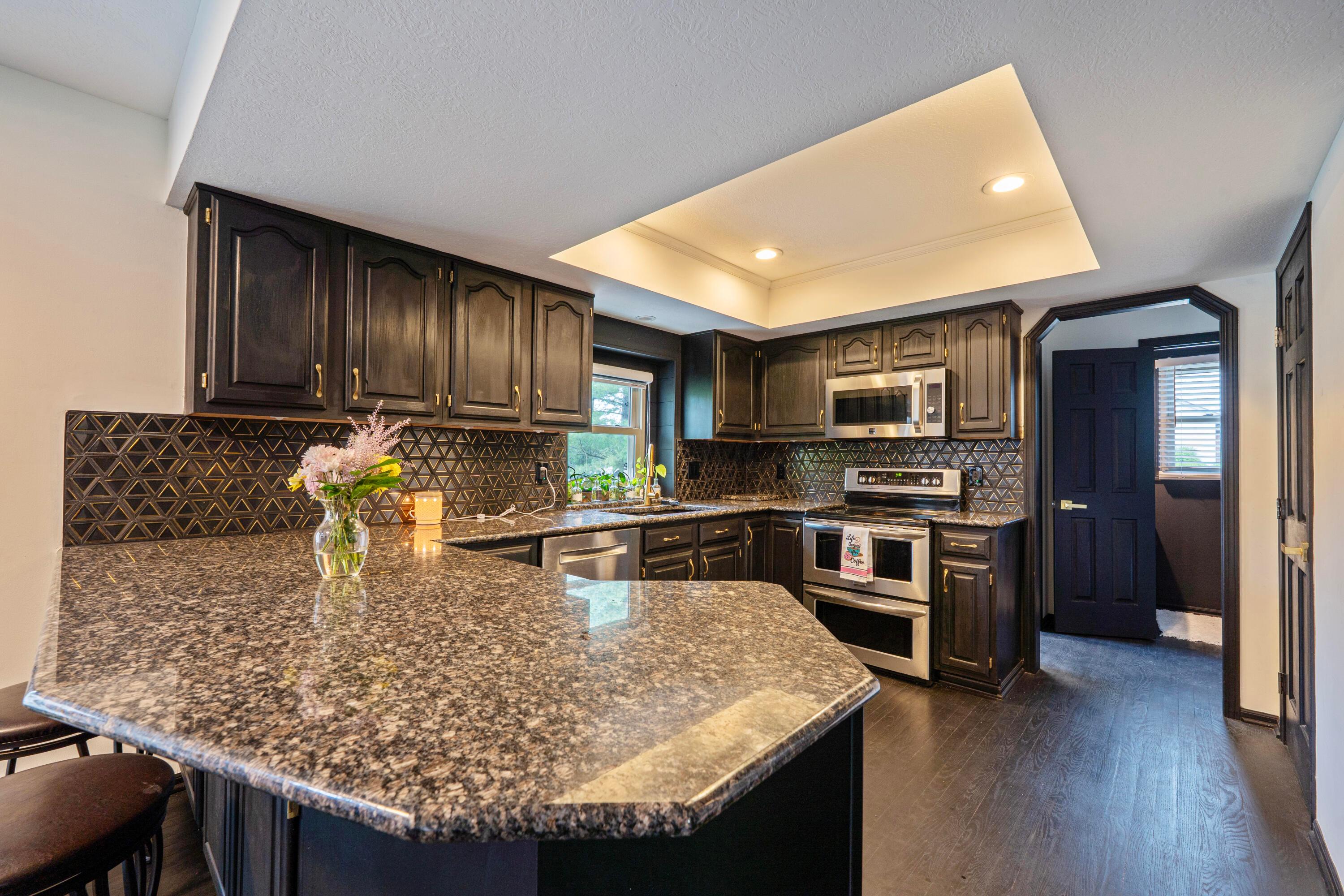 12627 Oakmere Drive, Pickerington, Ohio image 20