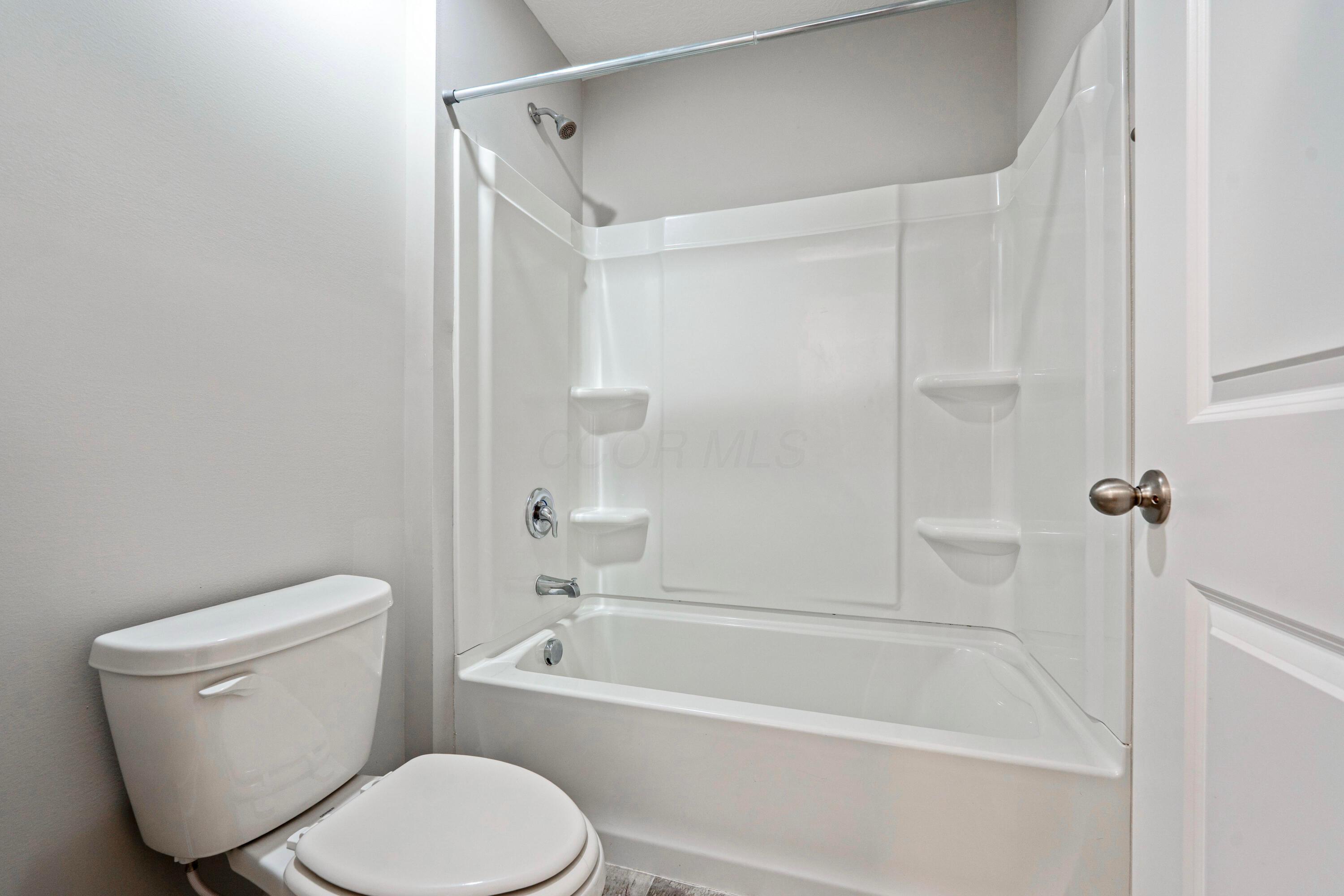 124 Mayfield Drive, Granville, Ohio image 35