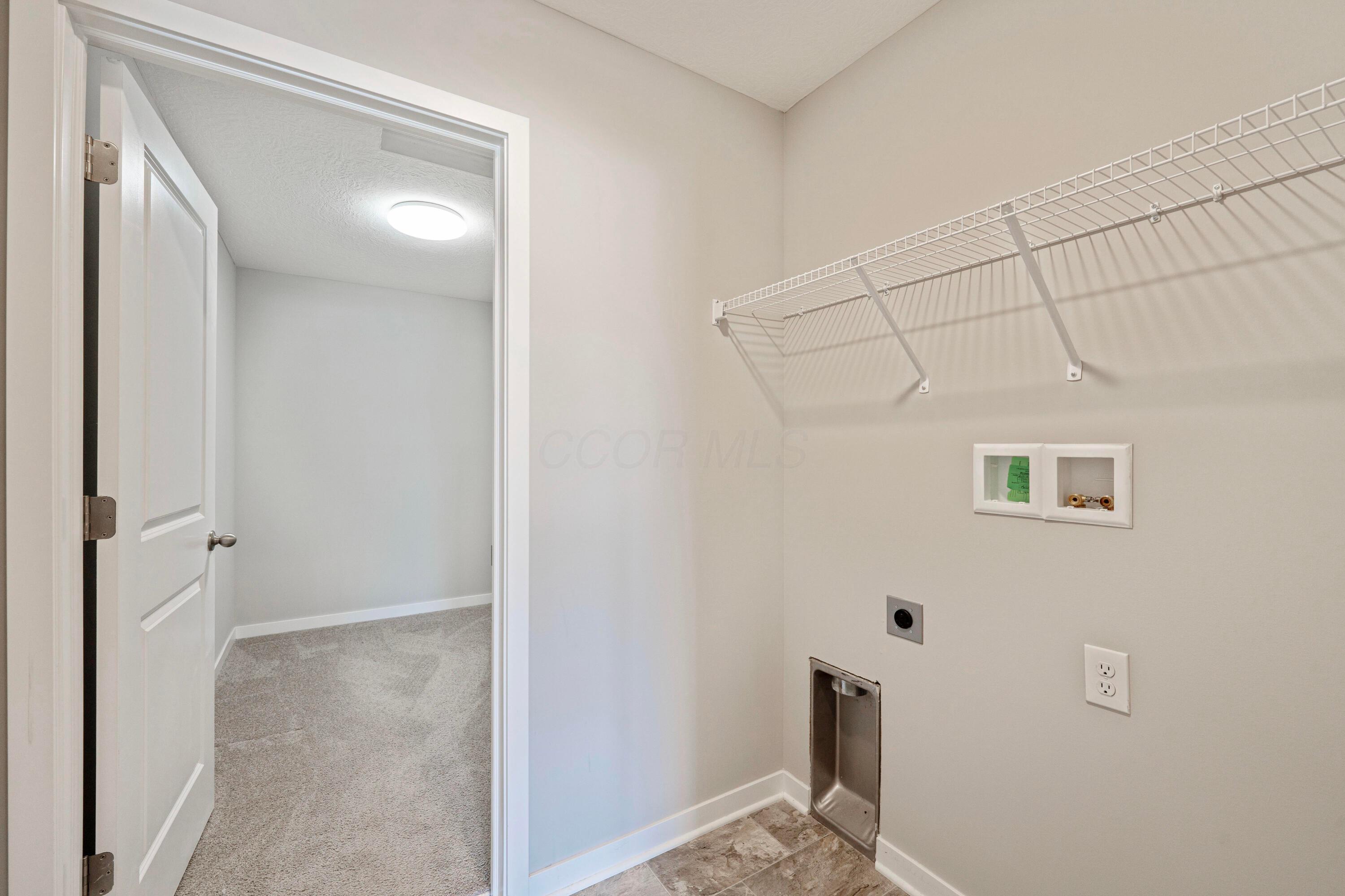 124 Mayfield Drive, Granville, Ohio image 36