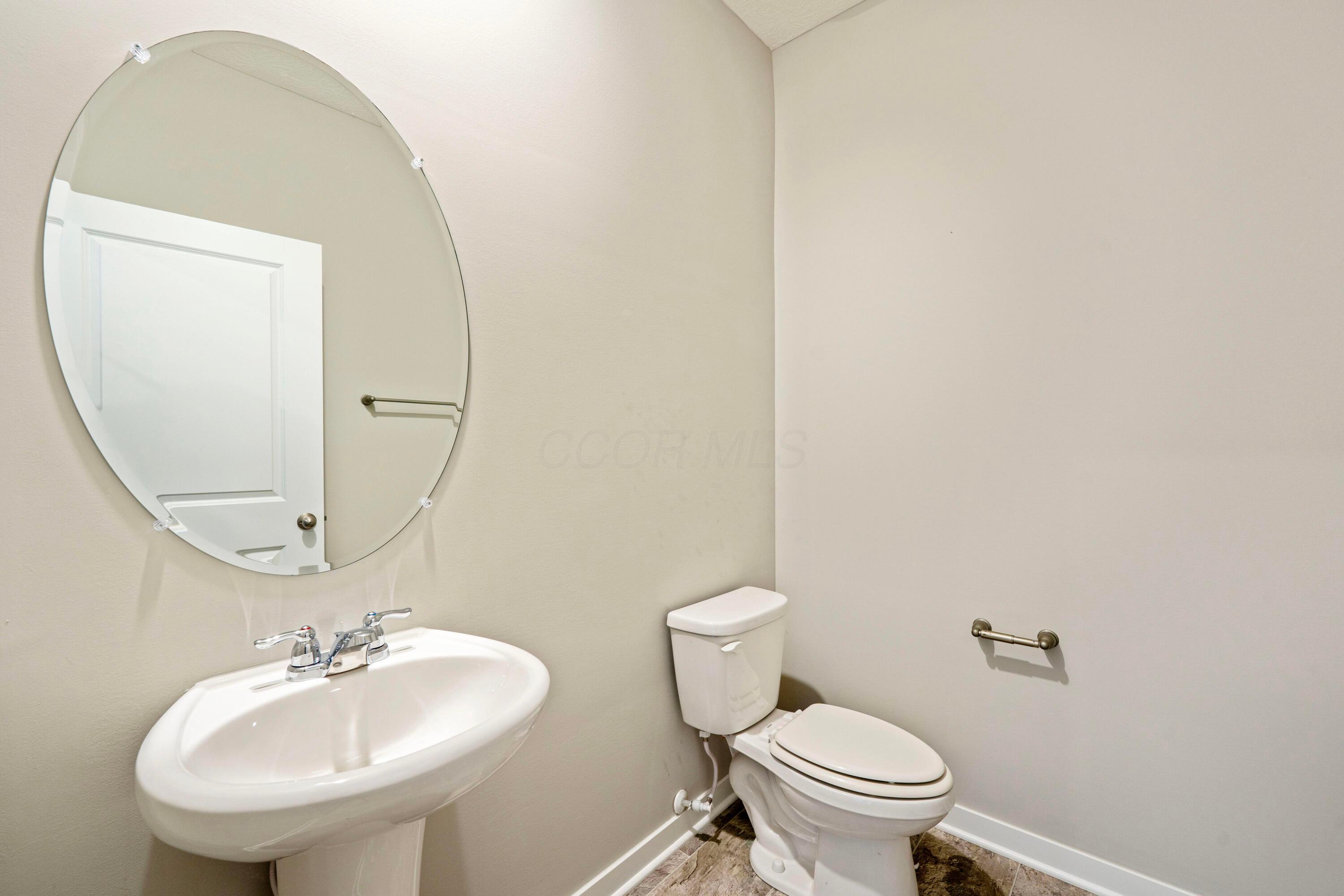 124 Mayfield Drive, Granville, Ohio image 19
