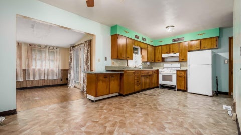 Tiny photo for 1735 Holly Drive, Zanesville, OH 43701 (MLS # 226036299)