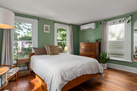 Tiny photo for 69 E Dodridge Street, Columbus, OH 43202 (MLS # 226034480)