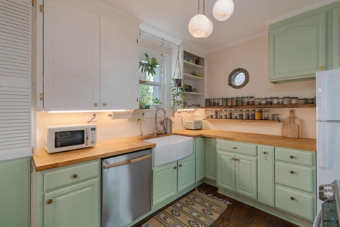 Tiny photo for 69 E Dodridge Street, Columbus, OH 43202 (MLS # 226034480)
