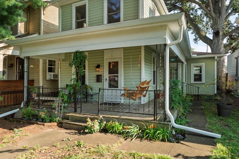 Tiny photo for 69 E Dodridge Street, Columbus, OH 43202 (MLS # 226034480)
