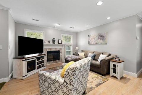 Tiny photo for 2499 Crystal Springs Drive, Hilliard, OH 43026 (MLS # 226035606)