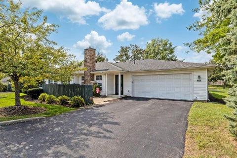Tiny photo for 2499 Crystal Springs Drive, Hilliard, OH 43026 (MLS # 226035606)