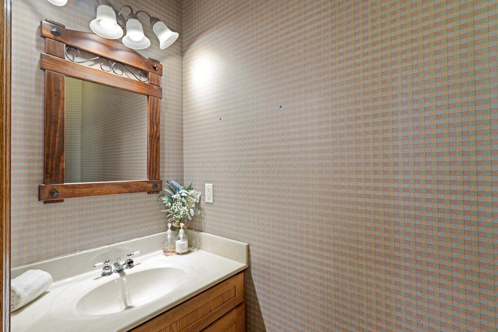 7498 Ruffner Road, Baltimore, Ohio image 33