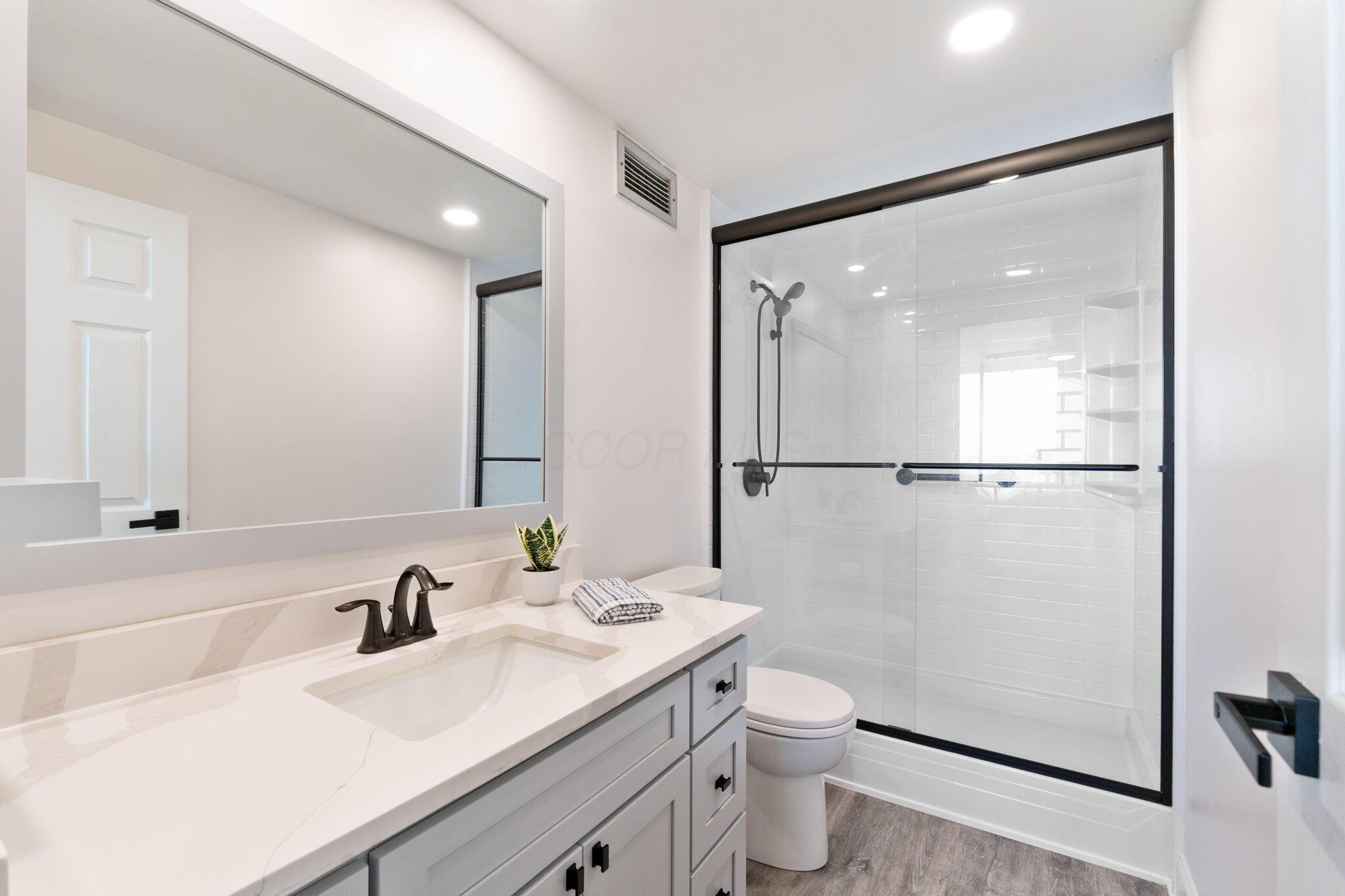 1000 Urlin Avenue #2010, Columbus, Ohio image 34