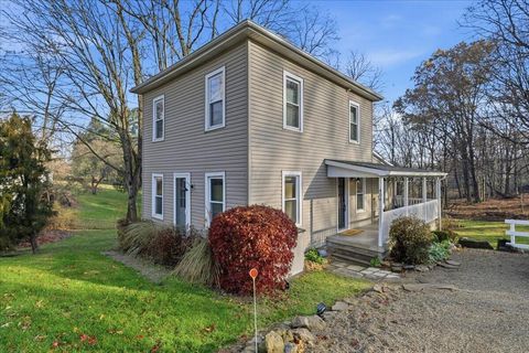 Tiny photo for 406 Chase Avenue, Gambier, OH 43022 (MLS # 225043925)