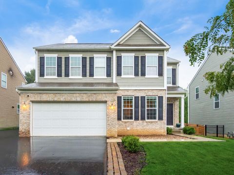 Homes For Sale - 4492 Shady Blossom Lane<br/> Franklin County, Columbus, OH 43230