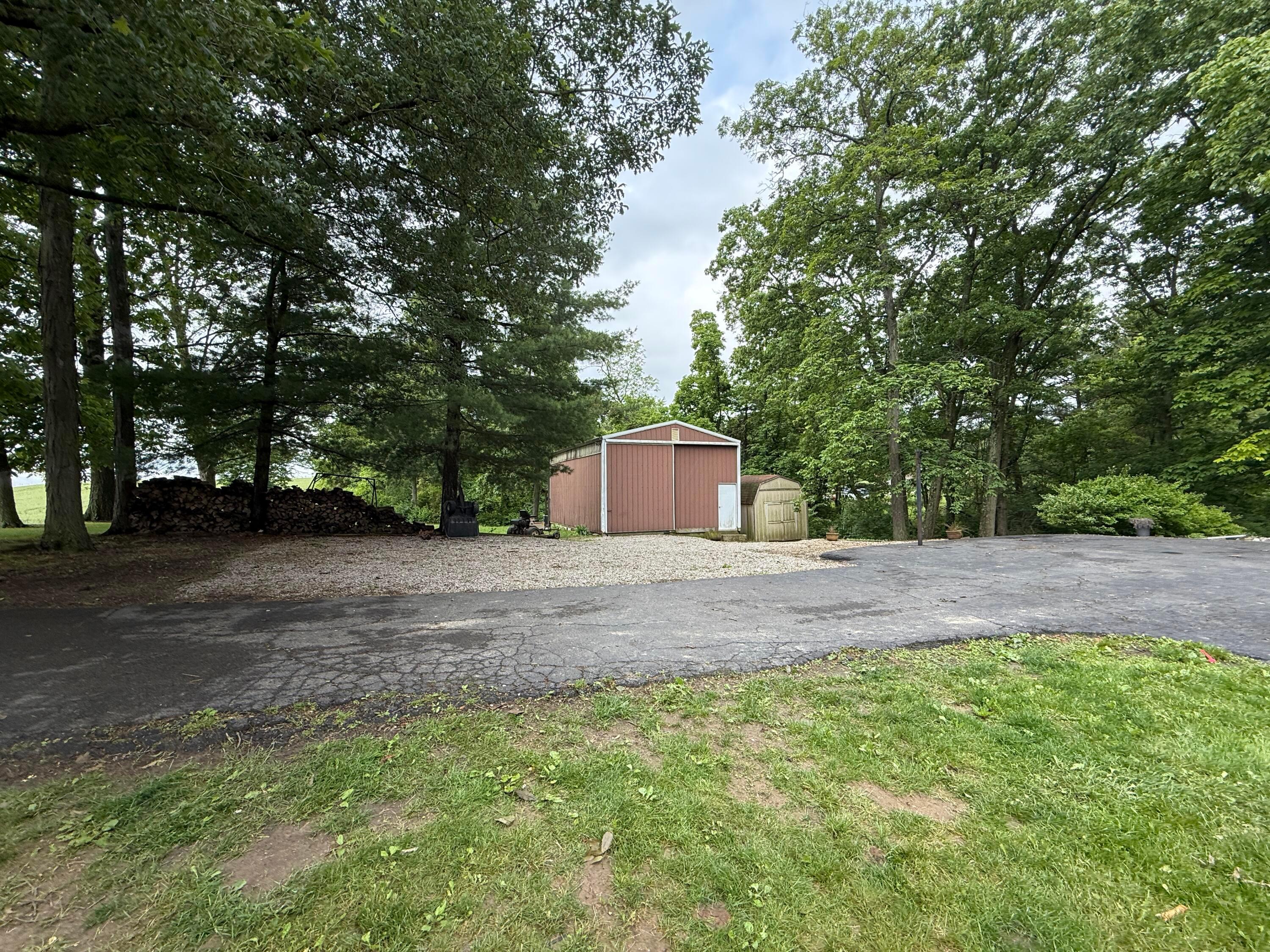 145 Betz Road, Lancaster, Ohio image 5