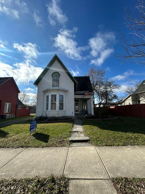 Photo of 511 E 5th Street, Marysville, OH 43040 (MLS # 226007433)