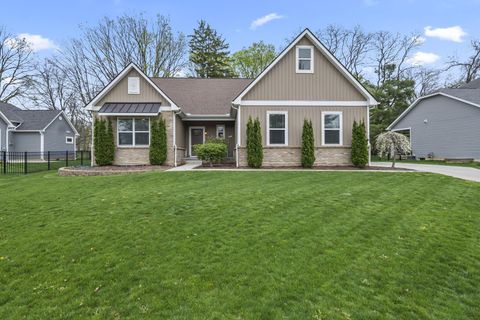 Photo of 136 Mainsail Drive, Westerville, OH 43081 (MLS # 226013364)