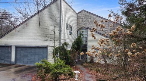 Photo of 1685 Harrison Road NW, Johnstown, OH 43031 (MLS # 226004360)