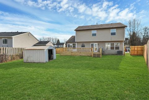 Tiny photo for 4400 Honeywood Court, Columbus, OH 43228 (MLS # 226000465)