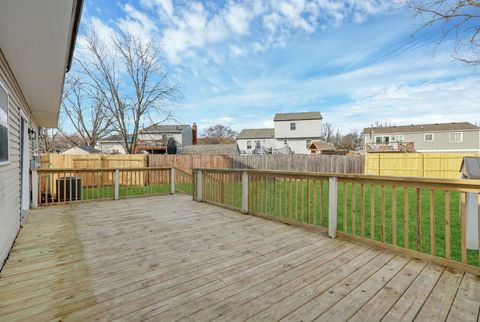 Tiny photo for 4400 Honeywood Court, Columbus, OH 43228 (MLS # 226000465)