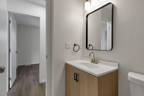 Tiny photo for 4400 Honeywood Court, Columbus, OH 43228 (MLS # 226000465)