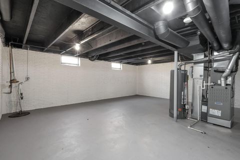 Tiny photo for 4400 Honeywood Court, Columbus, OH 43228 (MLS # 226000465)