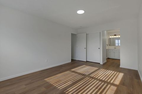 Tiny photo for 4400 Honeywood Court, Columbus, OH 43228 (MLS # 226000465)