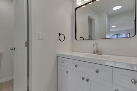 Tiny photo for 4400 Honeywood Court, Columbus, OH 43228 (MLS # 226000465)