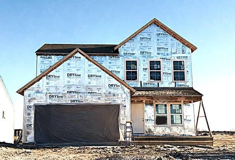 Photo of 2205 Sunny View Court, Marysville, OH 43040 (MLS # 225045666)