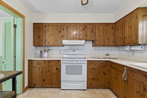 Tiny photo for 325 Fairway Avenue, Chillicothe, OH 45601 (MLS # 226022939)