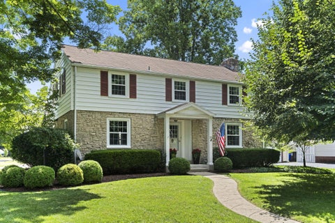 Tiny photo for 325 Fairway Avenue, Chillicothe, OH 45601 (MLS # 226022939)
