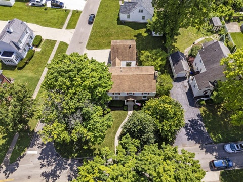Tiny photo for 325 Fairway Avenue, Chillicothe, OH 45601 (MLS # 226022939)